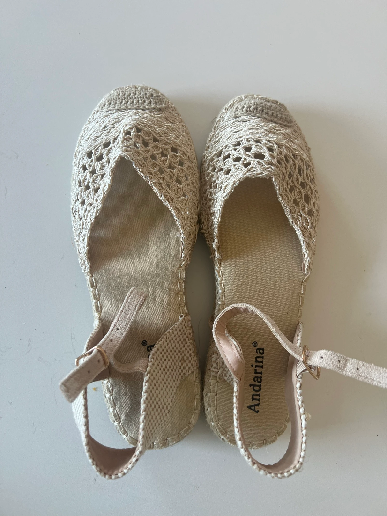 Alpargatas beige mujer